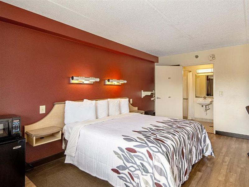 Red Roof Inn St Clairsville - Wheeling West St. Clairsville Екстериор снимка